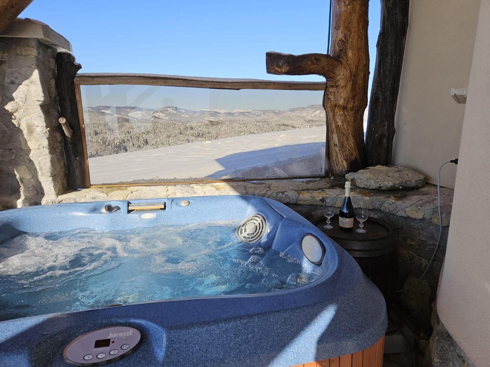 Zerko Holiday Home - Vineyard Chalet With Sauna And Jacuzzi Free Mirna 외부 사진